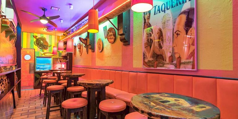 decoración e interior la taquería de birra Comendadora